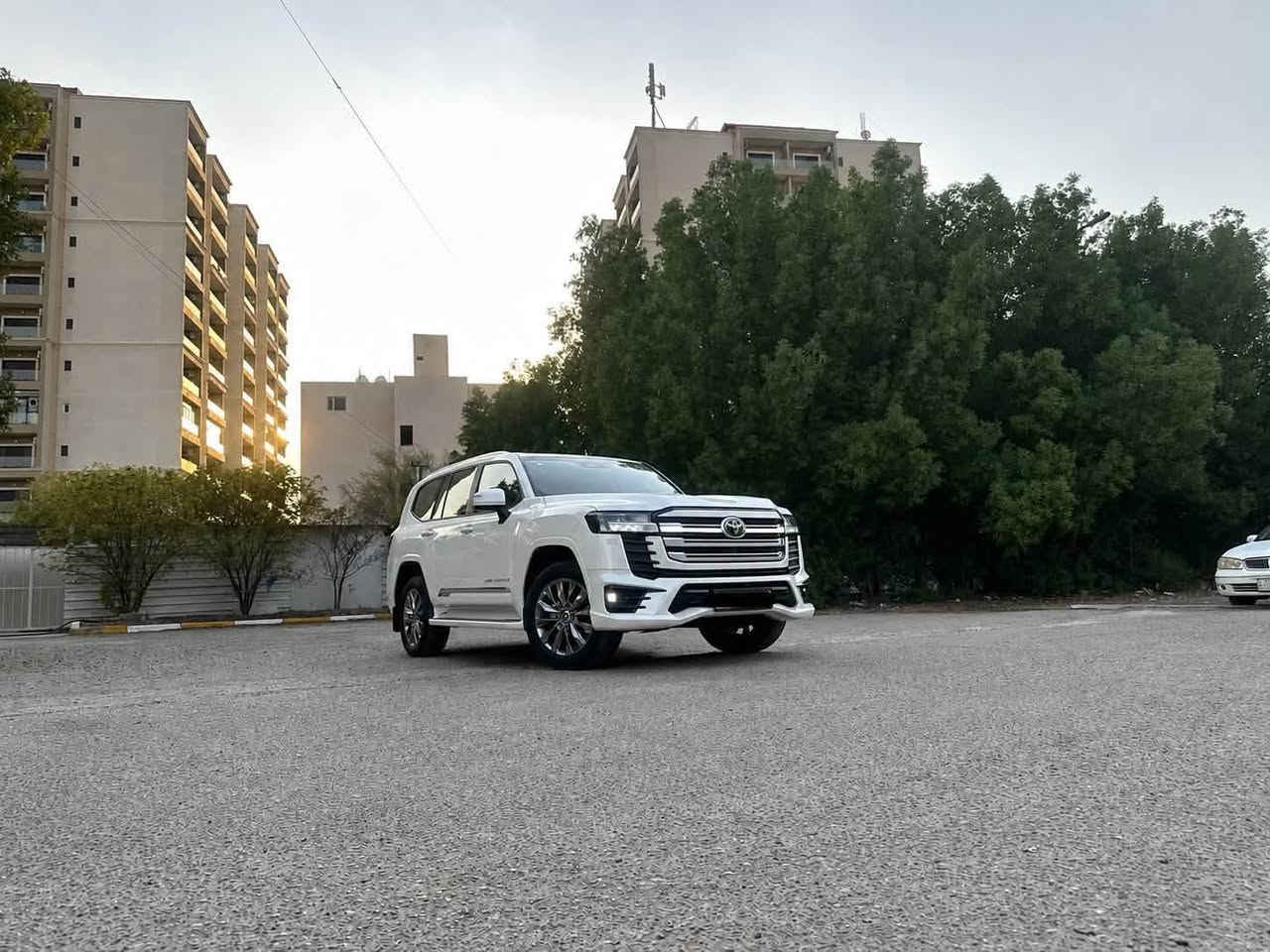 لاندكروز Gxr لمتدد اصلي ساز فئه S موديل 2025 مكفوله من بارد وصبغ وفتح وتبديل ماشيه 25 بيه BDR بل جاملغ خلفي رصعه ومطلعه وباقي كفاله رقم بغداد السعر 74500 ألف دولار 💵 وقابل للتفاوض استفسار اكثر ***********
