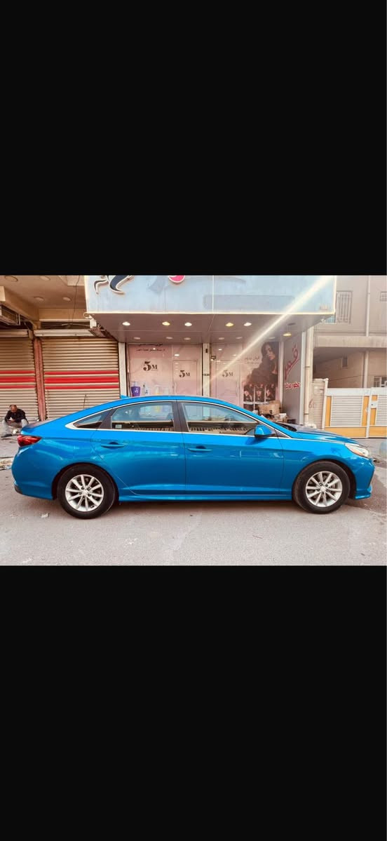 سوناتا 2018 
ماشية 65
رقم اربيل  اب اسمي شرط التحويل الهزه بعدها ماساقطة
محرك 2400 GDI
حادث السياره سطحي جاملغ بدون ايرباگ
شاصي او لغد او بدنه مكفولات
محرك گير تبريد ايرباگ دواخل بشرط
تخم تاير جديد
ادامة فوريه عليها السياره
السعر 120 وبيك خير وتدلل 
مكان السياره الاعظميه
*********** بغداد, العراق
