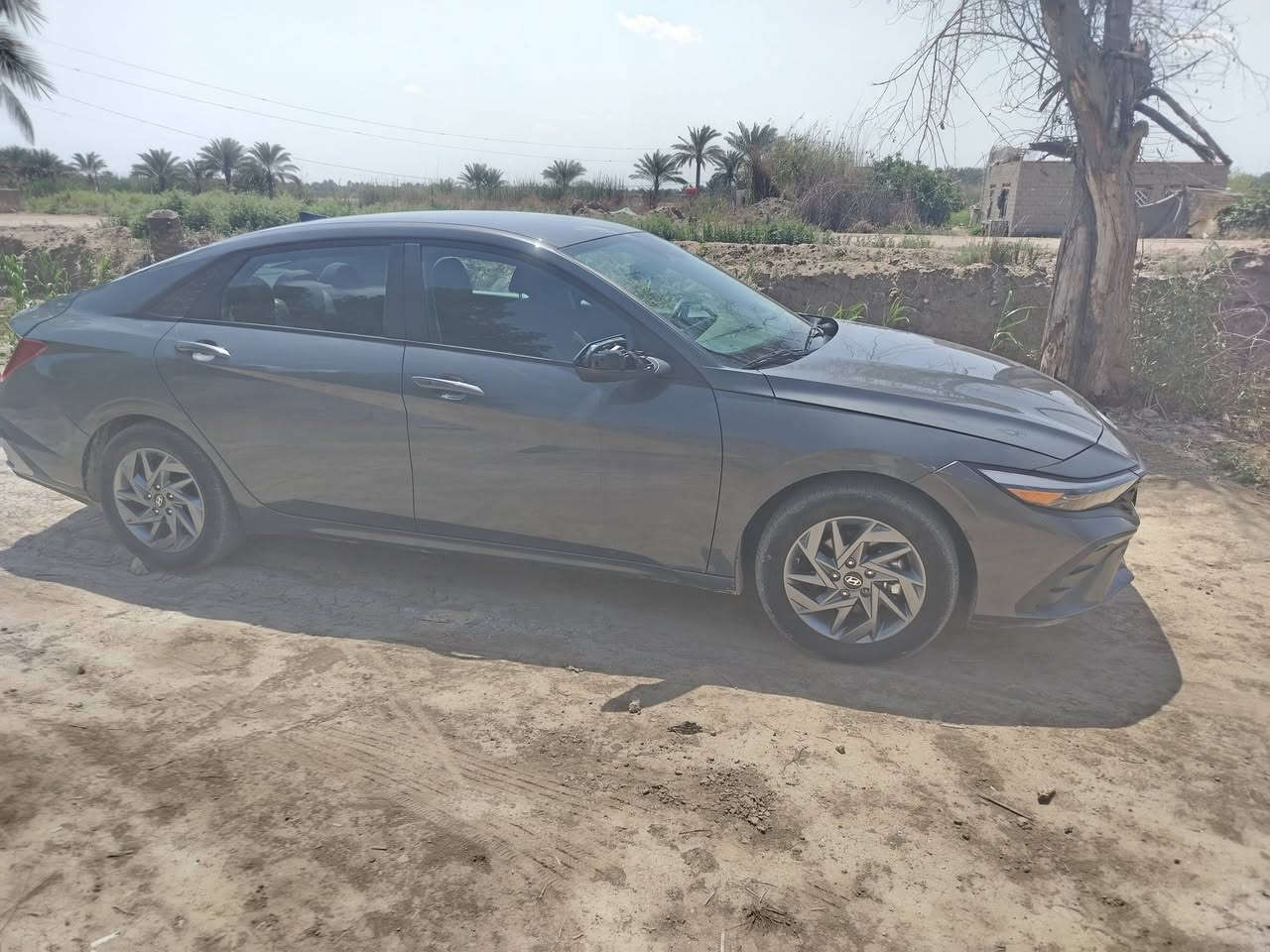 السلام عليكم النترا للبيع وارد مريكي موديل 2024 رقم اربيل بسمي ماشيه 11الف محرك 2000 دوش سعر 143 به مجال مكان بابل به سونار صور الحادث موجود اتصل على هذا الرقم ***********
