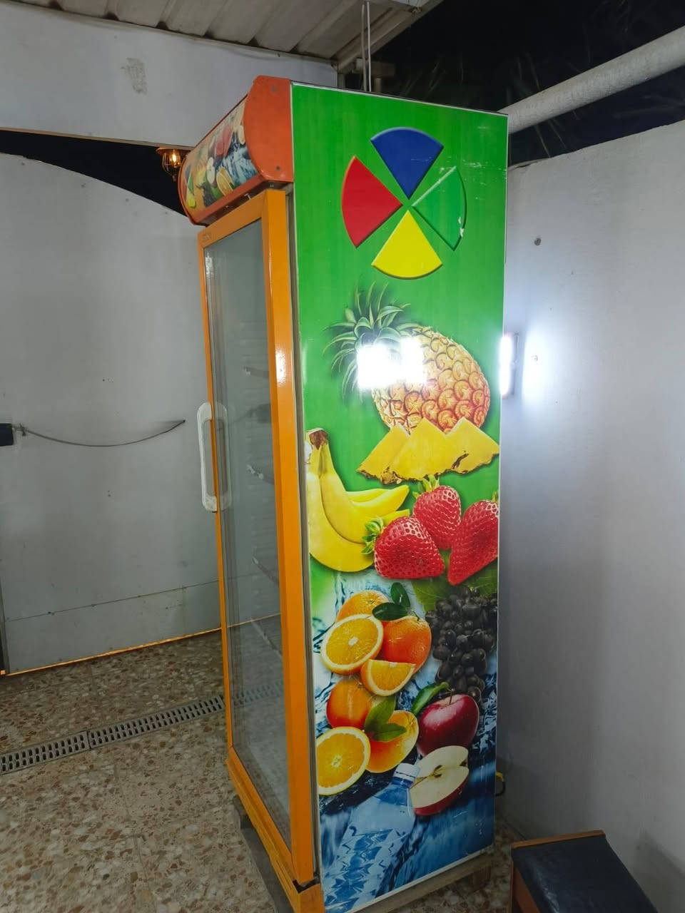 غراض لبيع المكان بغداد نهايه حي أور سبع قصور شارع ابو علي واتساب *********** اتصل واني بخدمتكم تره ماارد ع التعليقات الشراي يتصل تحياتي للجميع
