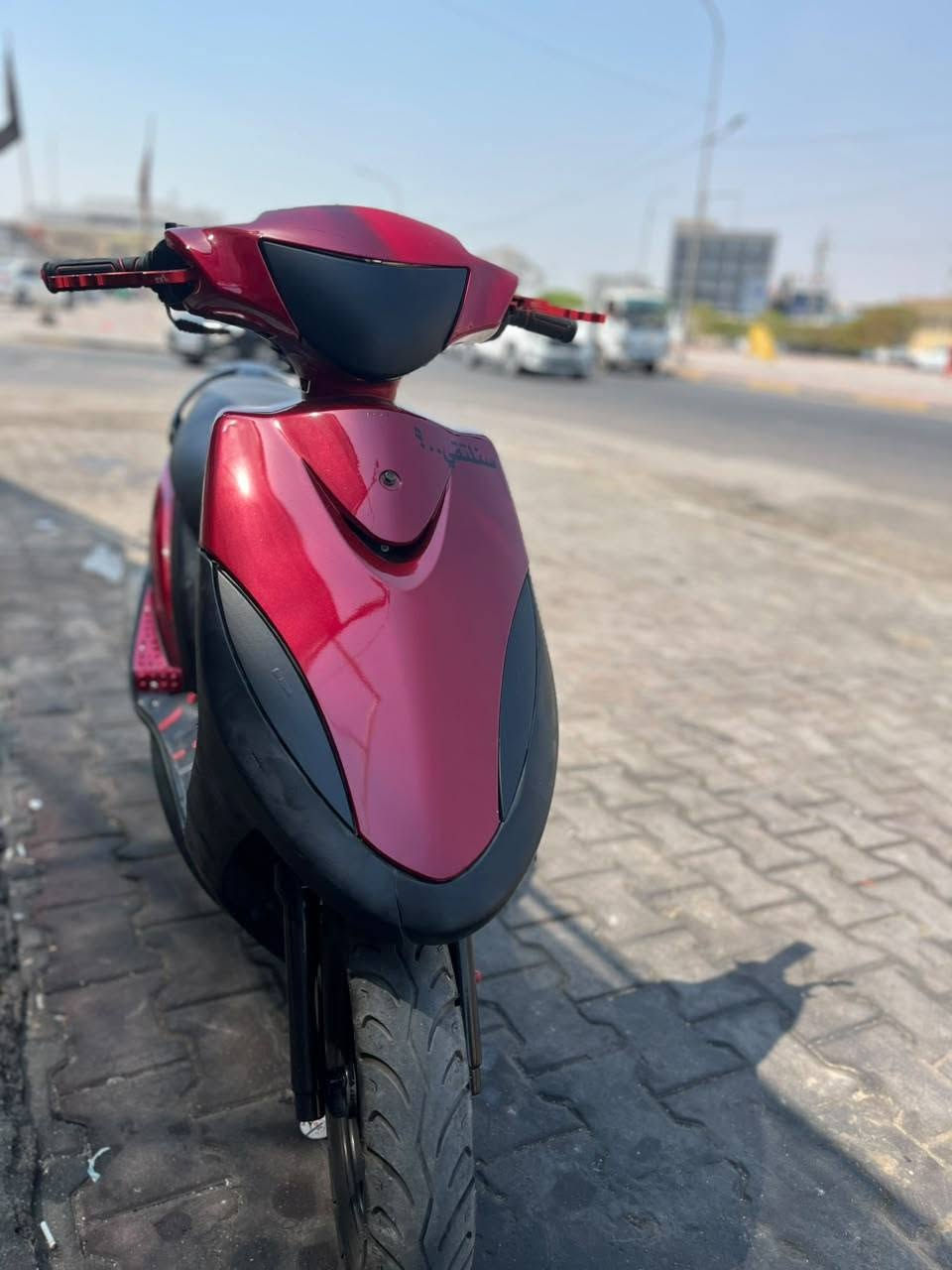 ماكس عدلة • بصره • تنومه