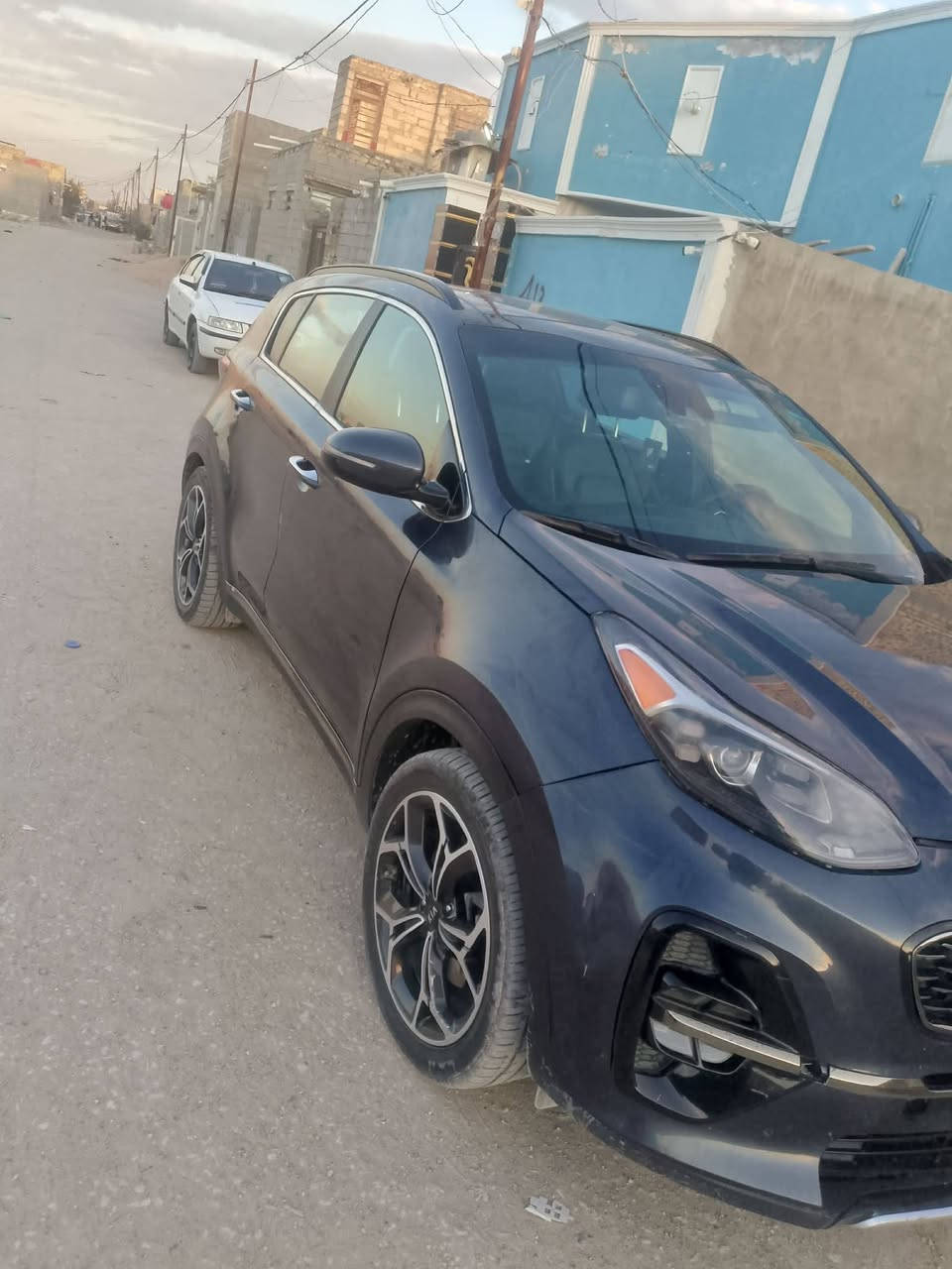 سلام عليكم سياره البيع السعر 210ورقه سياره بيها ضربه بالكامل والدعاميه سياره وارد امريكي حساسات بريك كلها حساسات واحد على واحد موديل 2021 مراوه بسياره جكساره بيكم فورويل المكان نجف شارع المطار مقابيل قريه القدير اي استفسار اتصل بالرقم ***********
