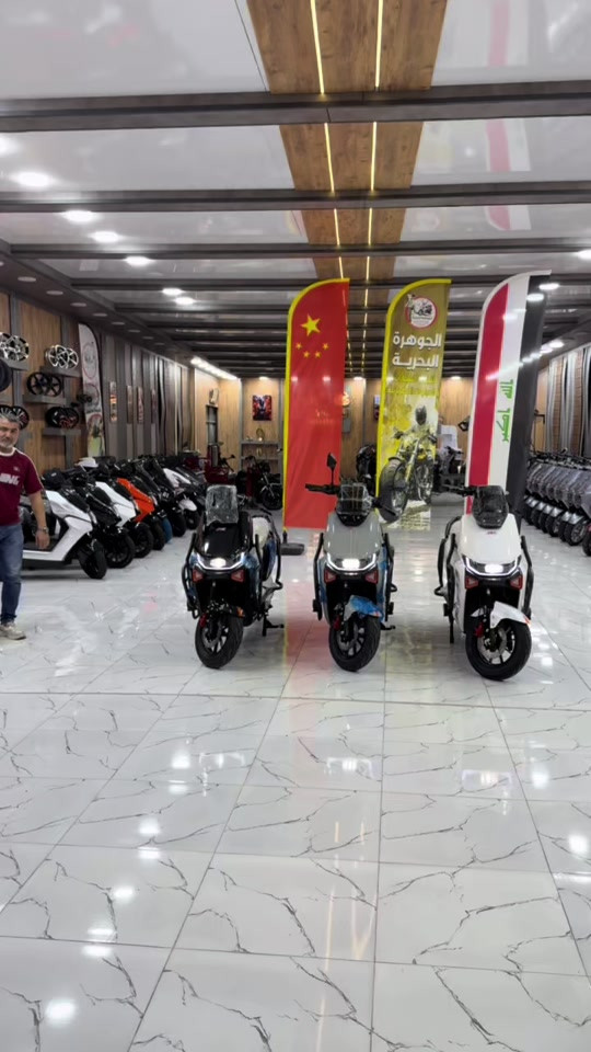👑 المالكة | MALIKA 👑 ⚡ القوة • الفخامة • التصميم العصري  🏍️ دراجة كهربائية بمواصفات قوية ومميزة: 🔋 البطارية: 6 بطاريات ⚡ سعة البطاريات: 39 أمبير 🔥 المحرك: 2500 واط 🏁 السرعة: تصل إلى 80 كم/ساعة 📍 المدى: يصل إلى 80 كم بالشحنة الواحدة ✨ التصميم: عصري وأنيق، مناسب للاستخدام اليومي والرحلات 💪 أداء قوي 🛞 ثبات ممتاز ⚡ تسارع واستجابة عالية 👑 تصميم يجمع بين الهيبة والأناقة ━━━━━━━━━━━━━━ 🏢 شركة الجوهر البحرية للدراجات والسيارات الكهربائية 👤 إدارة أحمد عبود 📞 للطلب والاستفسار: ☎️ أضف أرقام التواصل هنا 🔥 المالكة… مو مجرد دراجة، هي حضور على الطريق. 👑🏍️ واتساب :- ***********
