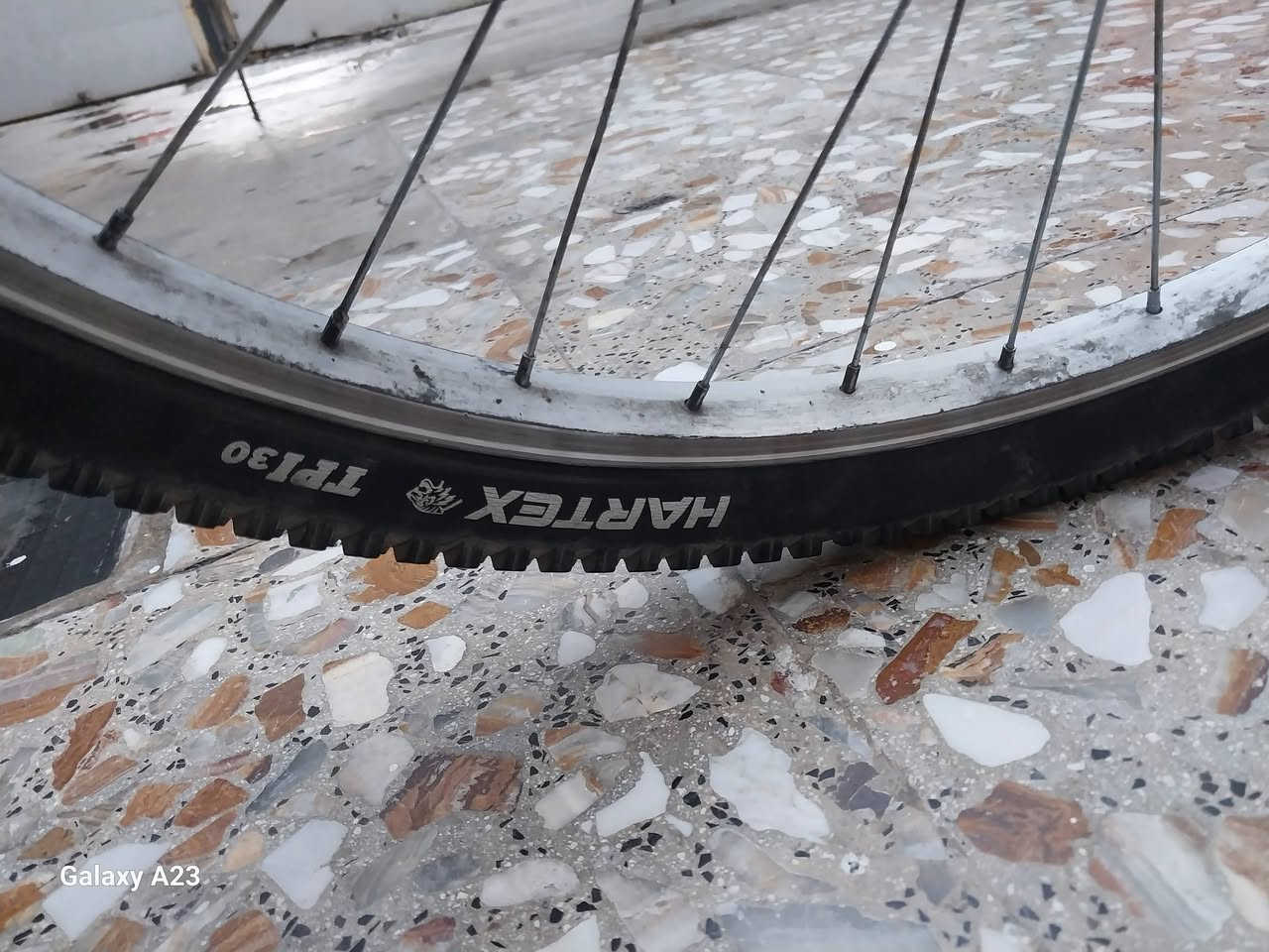 دراجة هوائية للبيع 🚲

دراجة BETWEEN ، مقاس 700C اطار جبلي

📌 الدراجة مثل ما موضحة بالصور 👇

💰 السعر:  ١٣٥ الف
📍 المكان:  الصويره قرب السوق القديم

التواصل على الخاص
او الاتصال  ***********
