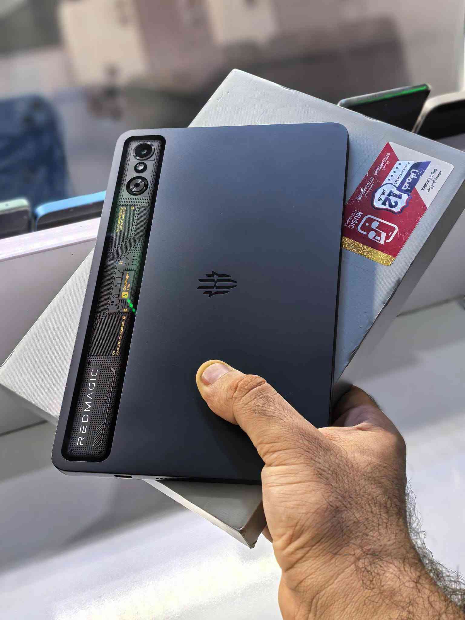 يارزاق
متاح ريد ماجك استرا
ذاكر 256/12
نظافه 100٪ ببجي 120 فريم
للاستفسار
السعر 875 
 *********** اتصال
*********** واتساب 
 مكاني محاويل يتوفر توصيل جميع المحافظات

نص مكتوب في الصور:
- HUAWEI Pura80 Pro | XMAGE