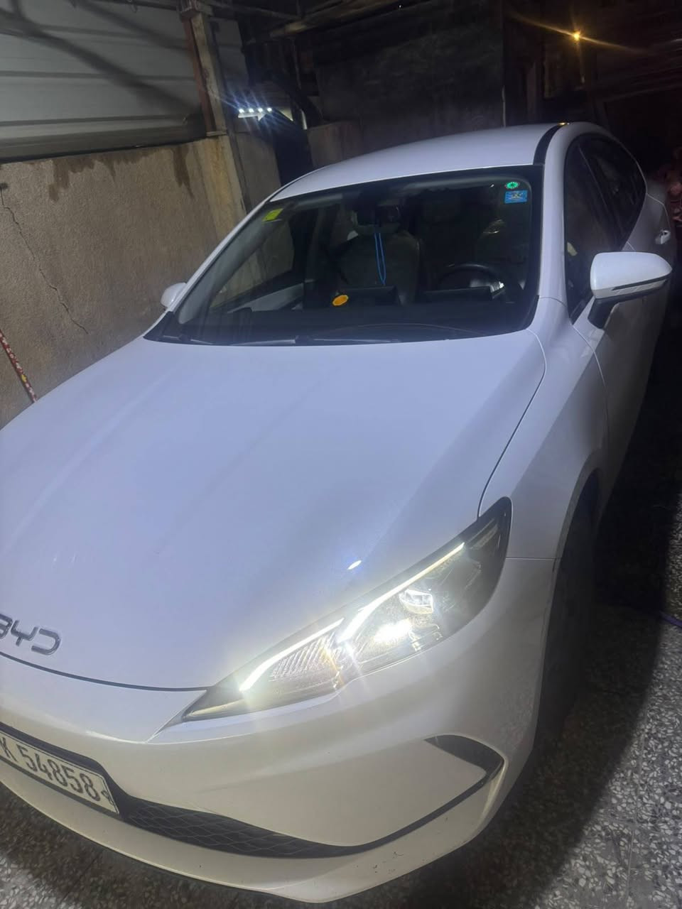Byd seal 5
ماشيا 21000
بيها شخط ب دعاميه الخلفيه و الاماميه
و البك لايت اليمنه من صف السايق مكسور وبي فابيون
السعر 21 مليون  
الاتصال ع رقم ***********
