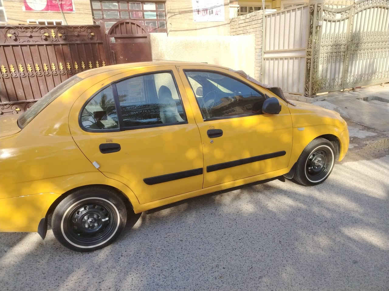 سياره طيبه للبيع موديل ٢٠١٥  تحويل ثاني يوم جاهزه للشارع نظيفه كهربائيات كلها شغاله تخم تاير خط ابيض   الاتصال ***********
