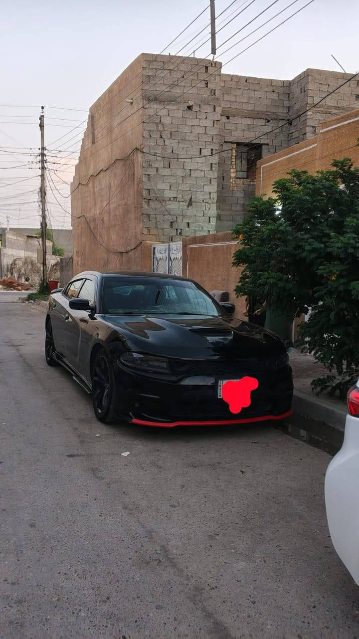 سلام عليكم جارجر  موديل 19 مابيه حادث بل عراق حادثه بمريكه بس بنيد ترهم مراوس برام او بيع ***********
