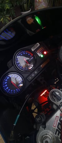 CBR 919 • كاملة • تايرات نضيفة