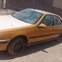 عندي بيجي باص للبيع موديل 11 بها ماكينه قائمه سياره بلاديه بس متروكه ر...