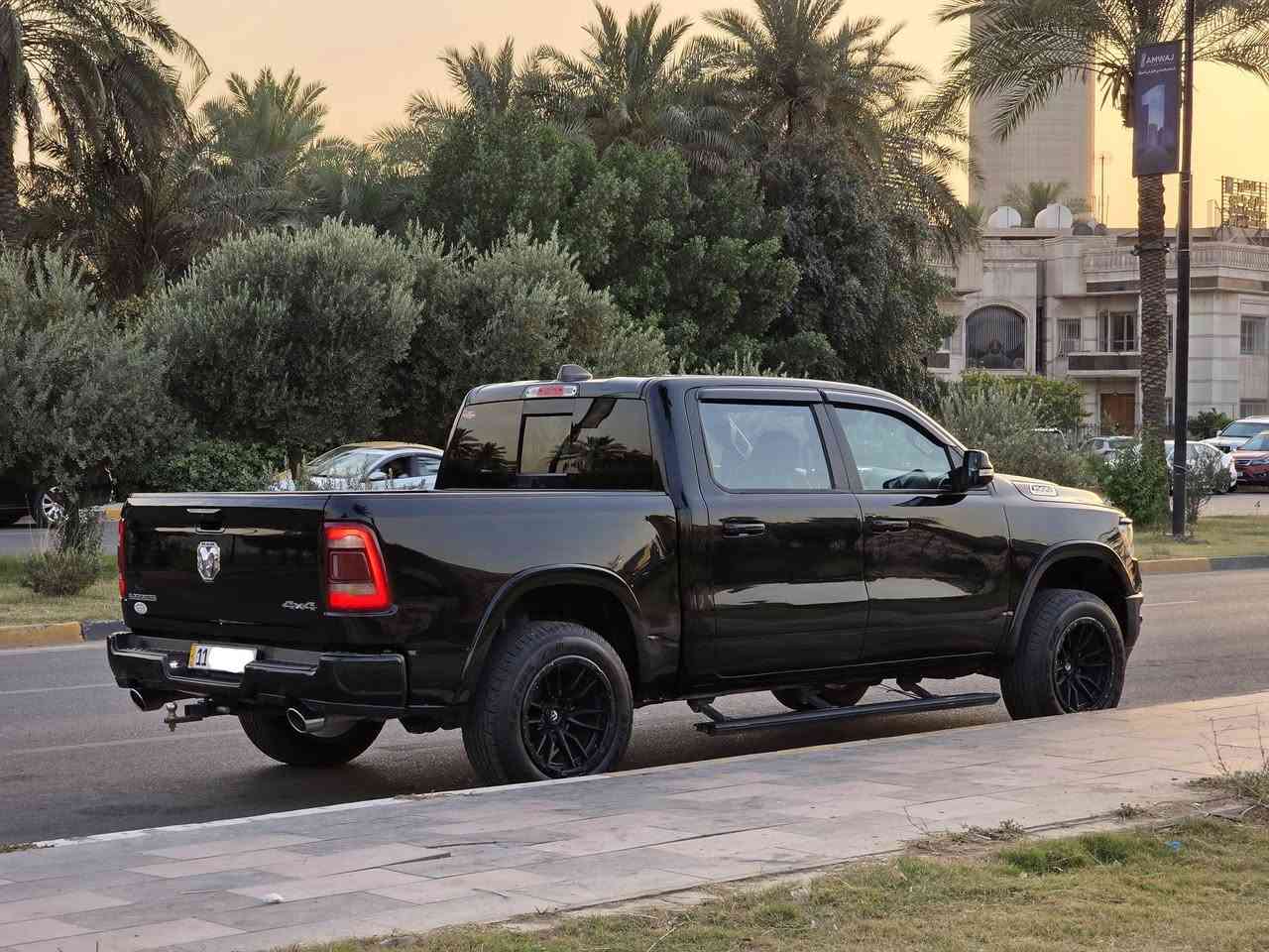 رام 2022 لارامي  باب طويل وبدي قصير ( المرغوب )

1500 Night Edition

رقم بغداد 

ماشيه 65 الف كيلومتر

حادث بسيط بدون ايرباك بجم كبس بدون شاصي 
راسلني واتساب ادزلك الحادث
بيها جاملغ وبابين عكس السايق صبغ والجاملغ الخلفي الايسر صبغ 

التراك مرفع 2 انج شغل امريكا مع ويل ماركة ( fuel ) الامريكي المخصص للطرق الوعرة ( حجم 20 ) 

محرك هيمي 8 سلندر / ايتورك  

بطارية المحرك نوع AGM (Absorbent Glass Mat) 

محرك كير صدر دبلات اكسل بدون اي تقص 

مواصفات >>

تشغيل عن بعد 

اطفاء محرك وتشغيل ذاتي عند التوقف

نظام ايتورك اقتصادي

فور ويل 

كشنات تبريد وتدفئه + كهرباء + ميموري

جامه خلفيه كهرباء 

ستيرن تدفئة 

كشنات كنتاره + جلد

سستم صوت ممتاز

حساسات امامي خلفي مع توقف ذاتي

نظام تحكم بالعربه السحب

رادار امامي تحذير ومانع اسطدام في السرعات العاليه

كامره خلفيه

مراية جانبي شفط مع انارة ترحيب مع تضليل ذاتي

تحكم وضع دوسة البانزين والبريك كهرباء 

لايت + بكلايت ليد

دوسات كهرباء 

وباقي المواصفات المعروفه 

مكان السياره بغداد القادسيه او اليرموك 

*********** وتساب 

سعر 290 ورقه وبيها مجال للشراي
