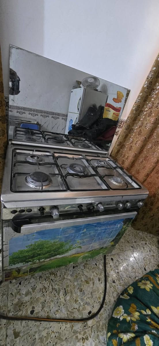 طباخ للبيع ابيع عاطل 
السعر 80 بي مجال بسيط
العنوان النجف حي ميسان
***********
