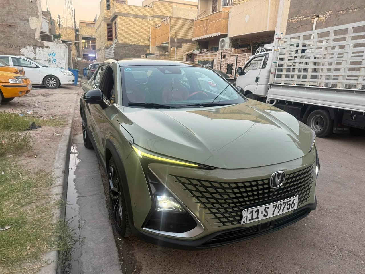 بيع او مراوس شان جان يوني تي معروفه بل مواصفات  فول نمتت واحد عله واحد حته ريمونت تحريك تمشي عله الريموت مكفوله من الصبغ و الضربه سعرهه ٢٣٥٠٠ مكاني شعب ابسمي شتحب مواصفات بيهه ***********
