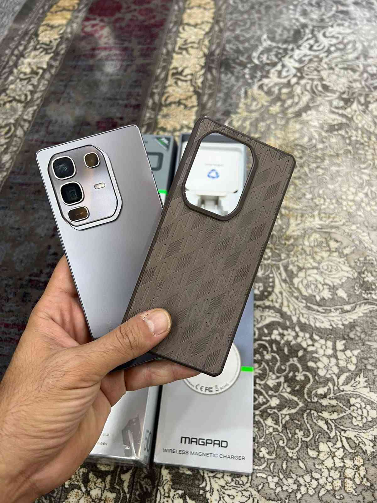 Infinix note 50 pro plus 5g

کامل ئەشیا +وایەلێس چارج
پاتری 99
ڕام 12+12 و  256گێگا
زەمانی شەریکەی ماوە
%99خاوێن .نەکراوە بێ عەیب بەزەمان 
پاتری ٥٢٠٠ و 100وات فاستچارج
کامێرا 50mp.   100X ZOOM.  Video 4k 60fps
selfi 32 mp . Video 4k
 شاشەیەکی زۆر نایابی amolid 144 hz
ip65  دژە ئاو
PUBG   120FPS 

نرخ  290دۆلارقفل  معاملەی نیە 

*********** وەتسئەپ
گەیاندن بەردەستە أربيل, العراق

نص مكتوب في الصور:
- 2:40 61 My Phone XOS 16.3.0 Check for Updates Device Name Infinix NOTE 50 Pro+ 5G Storage 39.96 GB / 256 GB Model Infinix X6856 CPU Dimensity 8350 Ultimate RAM 12.00 GB+12.00 GB Rear Camera 50M OIS+50M OIS+8M Front Camera 32M Battery 5200mAh
- 2:40 61 Battery Health Maximum Battery Capacity 99% This is relative to the capacity of the battery when it was new. The higher the value, the longer the battery life. Batteries are consumable components. How to Extend Battery Lifespan AI Charging Protection By learning your charging routine, the battery will be temporarily charged to 80% during long-term charging. Custom Charging Protection When charging for a long time, you can set the maximum charge level to avoid leaving the battery 100% charged for a long time.