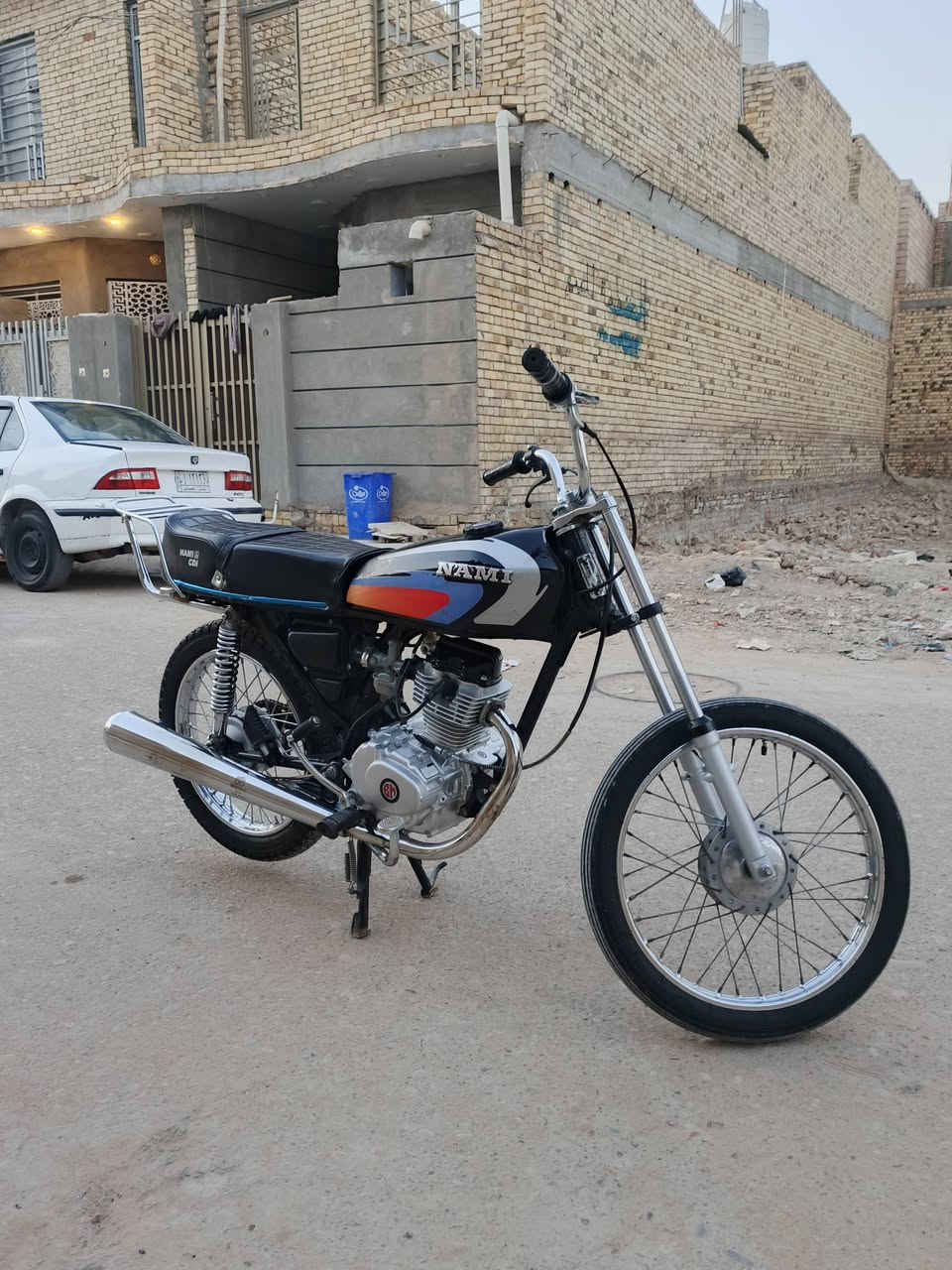 سلام عليكم دراجه البيع بدون مكفوله كفاله عامه مكينه جيس بكاني العماره حي العسكري سعره ٧٠٠او بيهه مجال شراي رقمي ***********
