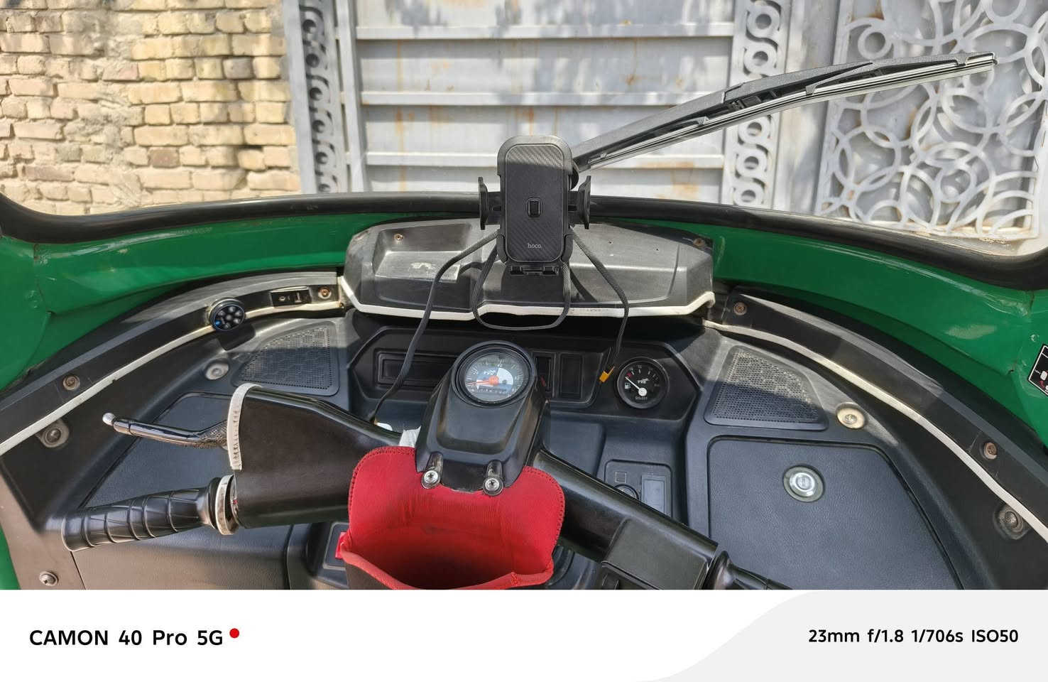 السلام عليكم تكتك اللبيع نضيفه مكفوله ما مفتوحه مديل 22 رقم وسنويه تحويل مباشر  مكان ناصريه مركز سعره عل خاص او رقم ***********وشراي بخير ويدالل
