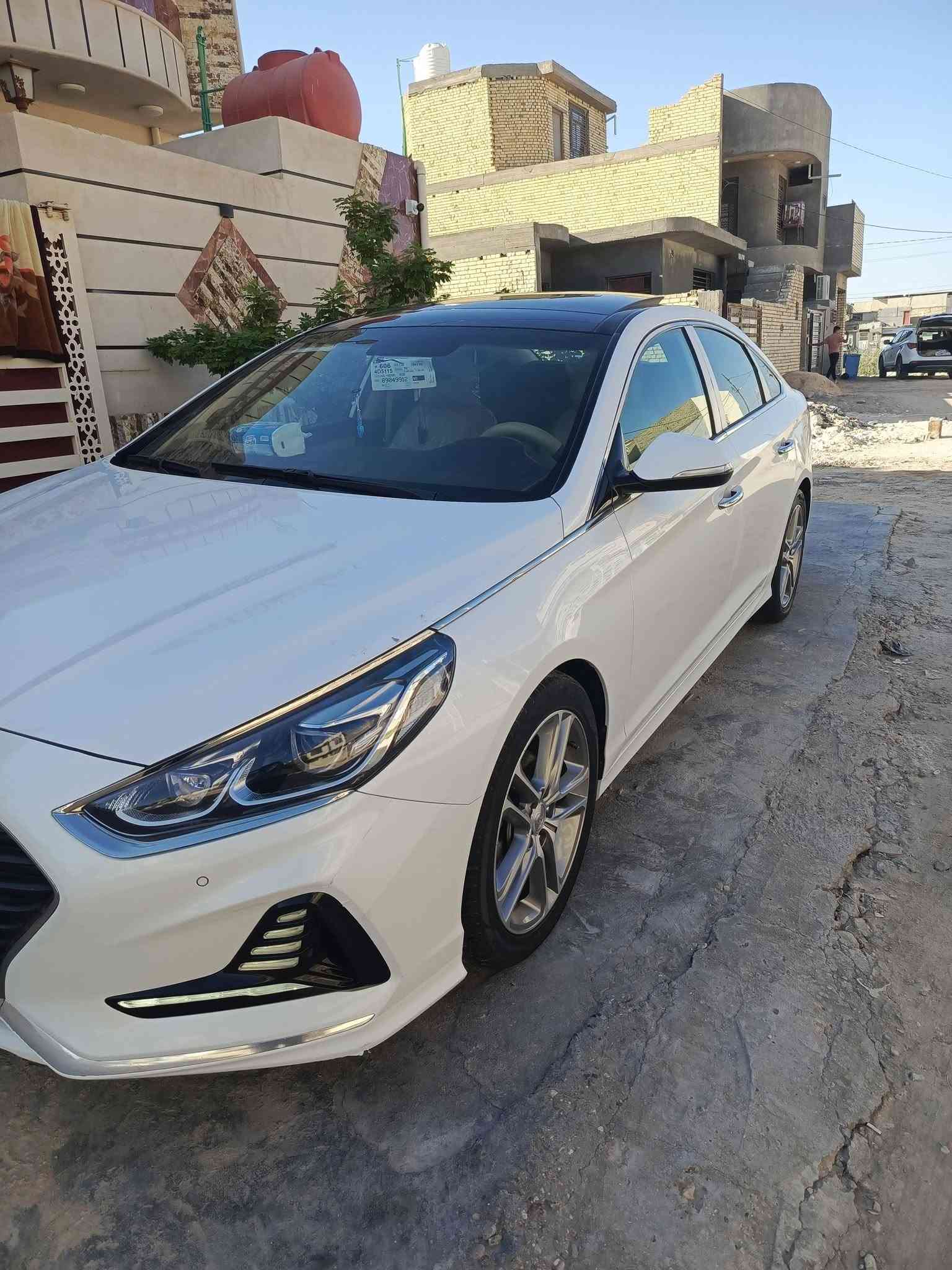سلام عليكم .
سوناتا هونداي خليجي … كفاله عامه 
رقم اربيل لجديد 
وكاله تحويل ثاني يوم
مديل 2019
مكينه 2400 دوش.
بصمه دخول ذكي بدون مفتاح
فول بنوراما
 3 وضعيات 
داخل بيجي 
حساسات امامي + خلفي 
بك لايت LED
اشاير بل مري + شفط مع الفتح والتقفيل 
تحكمات ستيرن 
بردات خلفية 
صندوق كهرباء 
منظومه زنون 
قطعتين خلفي تبريد 
  دبل كزوز خلفي 
ويل كب 5 حجم 19 
كامره خلفيه
لسياره كامله مكمله تخم تاير جدد حداديه جديده وما نقصها ولا شي / لشراي يتصل 
العنوان :كربلاء
الرقم :***********
ما موجود ع الماسنجر
