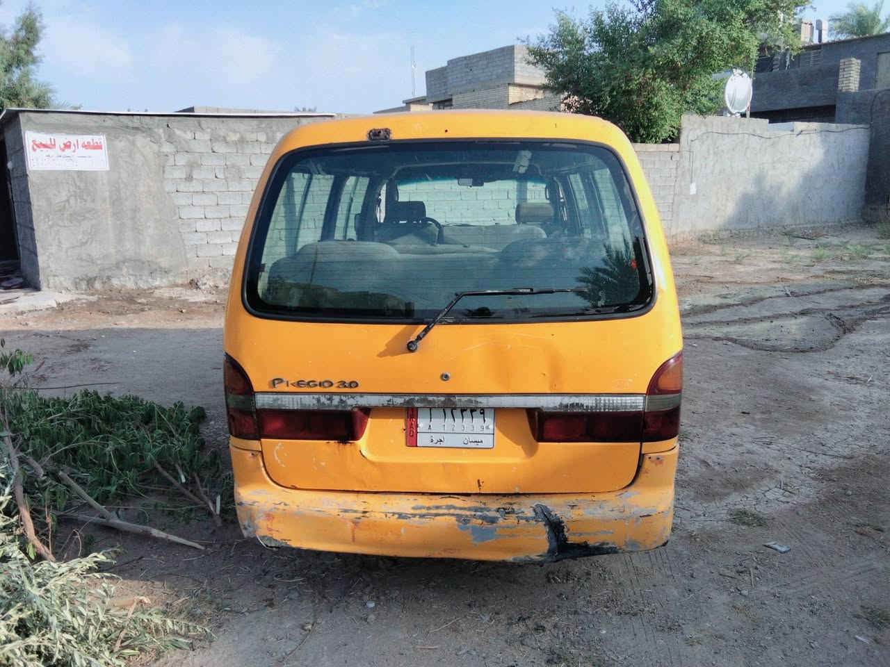 للبيع كيا بريجو 99 سياحي 
رقم ميسان تحويل مباشر 
السعر 45 وبيها مجال 
كير محرك كاملة من كلشي
مكانها بغداد العبيدي أو التاجي 
*********** /***********
