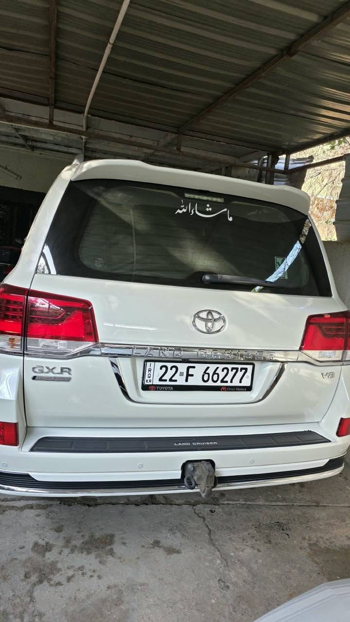 لاندكروزر GXR • ٢٠٢١ • ٨ سلندر