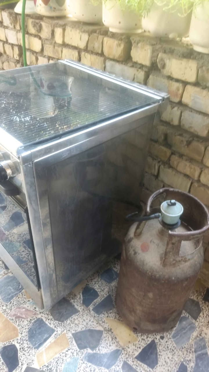 طباخ تكنو نضيف مستعمل 4 عيون وفرن فوگ وجوه ناره زركه سعر 125 عنوان بغداد فلكه حي النصر قرب مطعم كباب سليمانيه للستفسار اكثر اتصل على الرقم *********** بغداد, العراق
