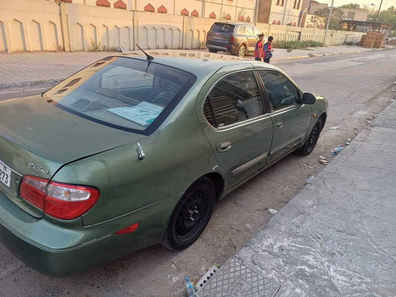 السلام عليكم ‏‪
مديل 2002 للبيع السعر 40 وبيها مجال مكان ابو غريب المنسيه مقابيل معمل حليب بلادي للستفسار اتصال او واتساب ‏‪***********      ***********
