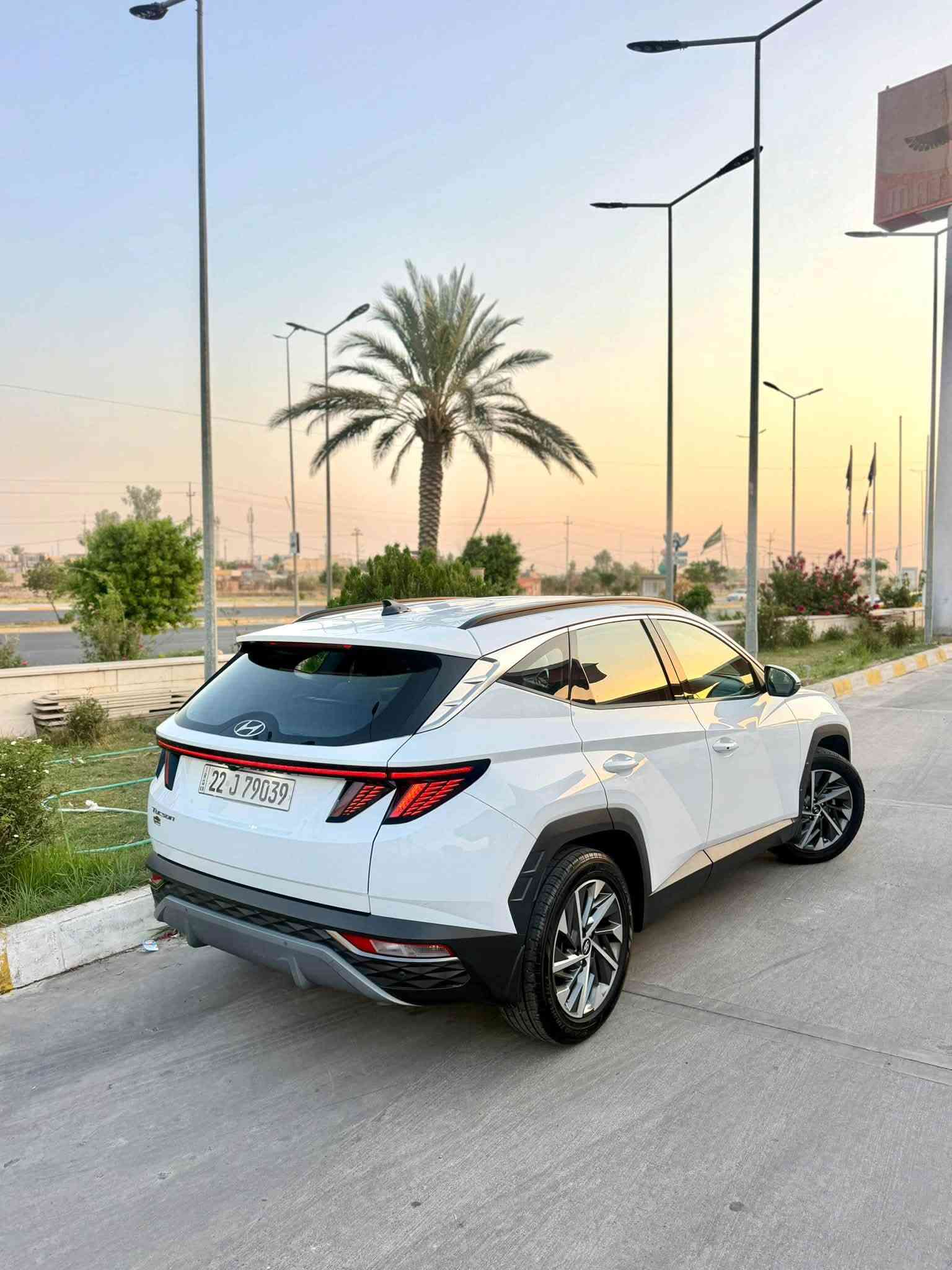 السعر 189$
هونداي توكسون 2023 خليجي فووول مواصفات  ماعدا بانوراما مكفولة كفالة عامة من صبغ وتبديل فقط مكان واحد بي تعديل بارد شرط الفحص محرك دوش 4 سلندر داخل ابيض بصمة كشن جلد كهربائي كامرات خلفي وجوانب تبريد قطعتين  وبعد هواي مواصفات 
رقم اربيل دولي سنوية رقم كلها جديد تحويل مباشر
مكاني كركوك داخل المدينة
***********
