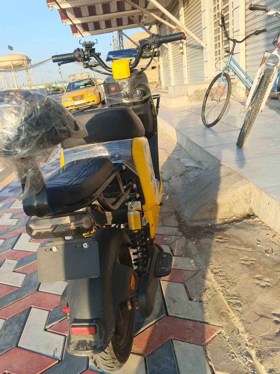 دراجه R9 نضيفه بطاريات حجم 32كبار بلوتوث نضام رجوع إلى الخلف لايت زنون تجي وياهه مرايات وبايدان

*********** عمارة, ميسان

