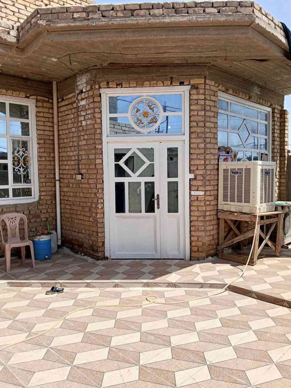 حي الحسين • ٢٥٠م • غرفتين