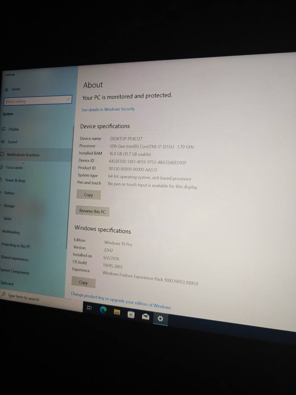 مرحبا عندي حاسبه كور i7 جيل 12 من شركه لينوفه رام 16 ب 512 كاكه بات وبيها كارت شاشه خارجه 2 كيكا لابتوب نضيفه وشاحنتها موجود عندي وبصمه شغاله ب 800 وبيها مجال للطيبن + جنطه وموس وكيبورت هديه *********** للتواصل
