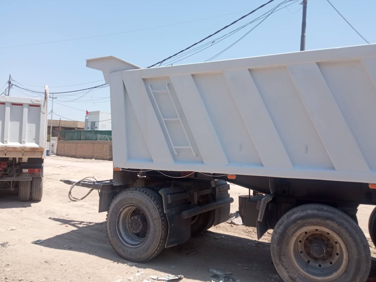 مقطوره • تاير ٢٤ • للبيع