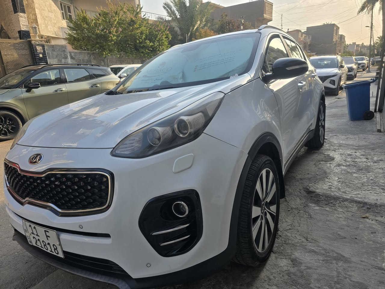 سبورتج خليجي موديل ١٩ ماشيه ٨٧ الف السياره بيه دعاميه اماميه صبغ او باب الصدر مبدله السياره بصمه كشنات اماميه كهرباء داخل جلد قرمدي هندبريك بصمه تحديد سرعه حساس اماميه خلفي كامري خلفي مري شفط اشاير بل مري اناره ترحيب ملاحظة اقرء السونار قبل التصال مكاني الصليخ سعره ١٦٨ 
***********
