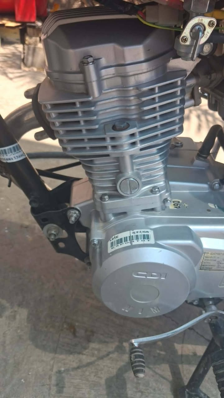نامه 25 جديده للبيع سعر 550 بي مجال
مناقصه شي 3 احرف كامل مع اوراق اصولي فول تايرات جديده على وضع شركه ٢٥ بعقوبه التحرير ***********
