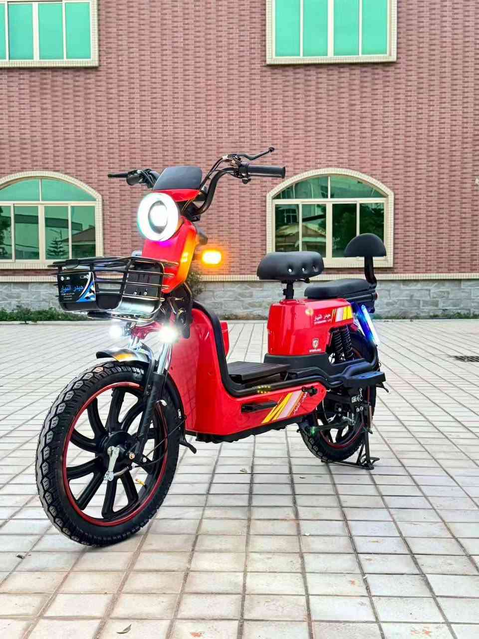 بسم الله الرحمن الرحيم
توفرت وجبه جديده دراجات شحن حجم ٢٠🏍️🏍️ 
بطاريات ١٦ امبير من شركة ونلي الاصليه  عدد ٥💪💪 

                ❤️ محل فرقد النعيمي للدراجات ❤️
                         🌹 {***********} 🌹
