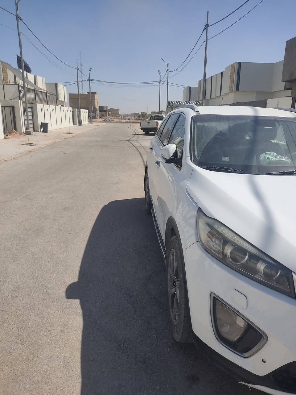 سورنتو 4 سلندر
موديل 18 

مواصفات جيدة جدا 

بيها تصليحات مقدار اصابع 

السونار موجود 

السعر 180 ورقة
***********
