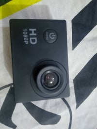 كامرة HD ١٠٨٠P • مستعملة نظيفة • بدون كارت