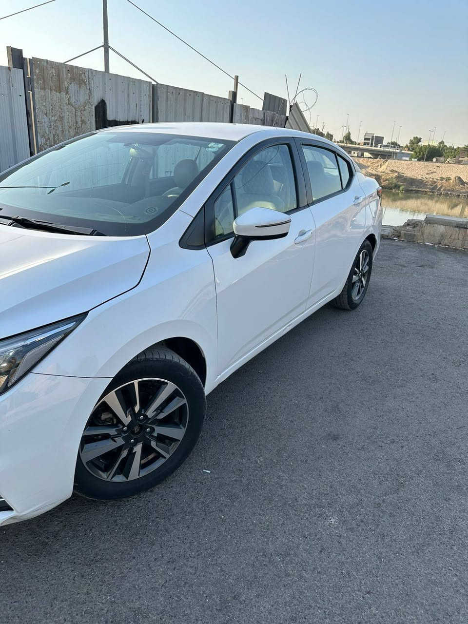 سيارة مميزة بسعر مناسب 🔥

لمعرفة السعر اتصل ***********

نيسان سني مكسيكي خليجي - رقم أربيل 22
الموديل: 2022
الفئة: نص فول
المسافة المقطوعة: 75,500 كم (قابلة للزيادة)
المحرك: 1600 (وضع Sport & Normal)
الحالة: فقط خدوش بسيطة 

المواصفات:

 • لايت LED زينون (عالي/وناصي) + كشاف ضباب هالوجين
 • شاشة + تحكم ستيرن 
 • كاميرا خلفية + حساسات خلفية
 • عداد ديجيتال + شاشة أعطال
 • حساس ضغط الإطارات
 • إشارات LED بالمرايا
 • مقاعد جلد لون بيجي، داخل أسود وبيجي
‏ • Apple CarPlay & Android Auto
 • 3 منافذ USB
 • ويل كروم وأسود

غير متواجد على الفيس

