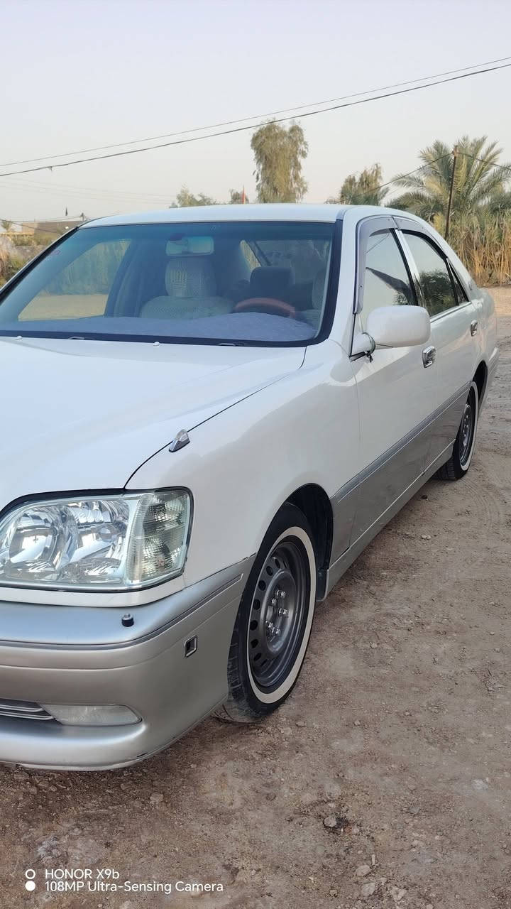 تويوتا كراون مديل 2003 
مكفوله من كص وضربه وصوليات
مدفوع كمرك وضريبه وباقي بس الرقم

مواصفات السياره:

فول عده الفتحه

مكينه D4 الكبير 

اربع دكم اصل

منضومه غاز

تبريد امامي خلفي 

ثلاجه خلفيه 

دبل شاشة

مري شفط 

كشنات كهربائية 

 ستيرن كهرباء + مثب سرعة 

مانع انزلاق + ABS

رادار اصل

برده خلفية

مكينة وكير وحدادية جديدة 

سياره جديدة ومتعوب عليه 

بيع او مراوس 

مكان سياره نجف
سعر 110
***********

نص مكتوب في الصور:
- HONOR X9b 108MP Ultra-Sensing Camera
- O HONOR X9b
- 108MP Ultra-Sensing Camera
- O HONOR X9b 108MP Ultra-Sensing Camera
- HONOR X9b