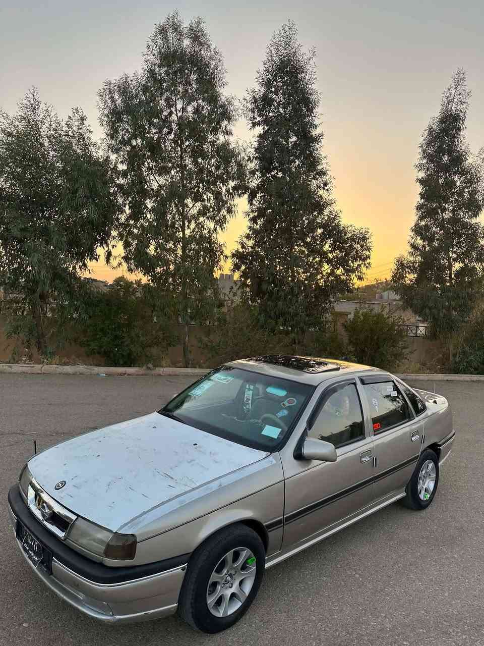 بسم اللّٰه الرحمن الرحيم
ئۆپل ڤيكترا مؤديل1990ئارم}پلاسيكى سلێمانی مه كينه 18مه رغوب }
ئارم ئه وەليات موس براوه به شەرت  گێڕو مه كينەى به شەرتى لایفیتەر 
سلایت ناوزەردی مەرخوب  لايت فلجه ئه يبیئێس  كارەبای هەموو گیانی  بەشەرت كامل سپورت مه زبوت جوارتايه يى تازه ويل كەپ پيشی لای سەکن جەمپەکی خەفیفی هەیە  ماباقی هەموو گیانی کەپسەو لەسەر دەقی بیلادی خۆی ماوە سەيارەكه جايزه بيمه سره فه به شەرتى تەڕای 
سعريش٢٣وەڕەقەو مه جاليكی برایەنە
شوێنم کۆیە 
بۆپەیوەندی کردن ***********
فایبەر وەتسئاپی لەسەرە
