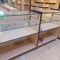 الفاترينات ،عدد 2 للبيع اخو الجديد استخدام قليل سعر الواحد 75 استفسار ...