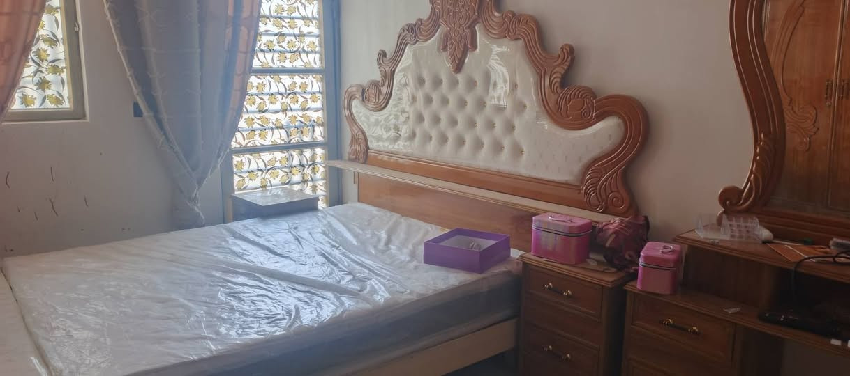 غرفة نوم جديدة غير مستعملة
السعر 900 مكان بغداد 
***********

