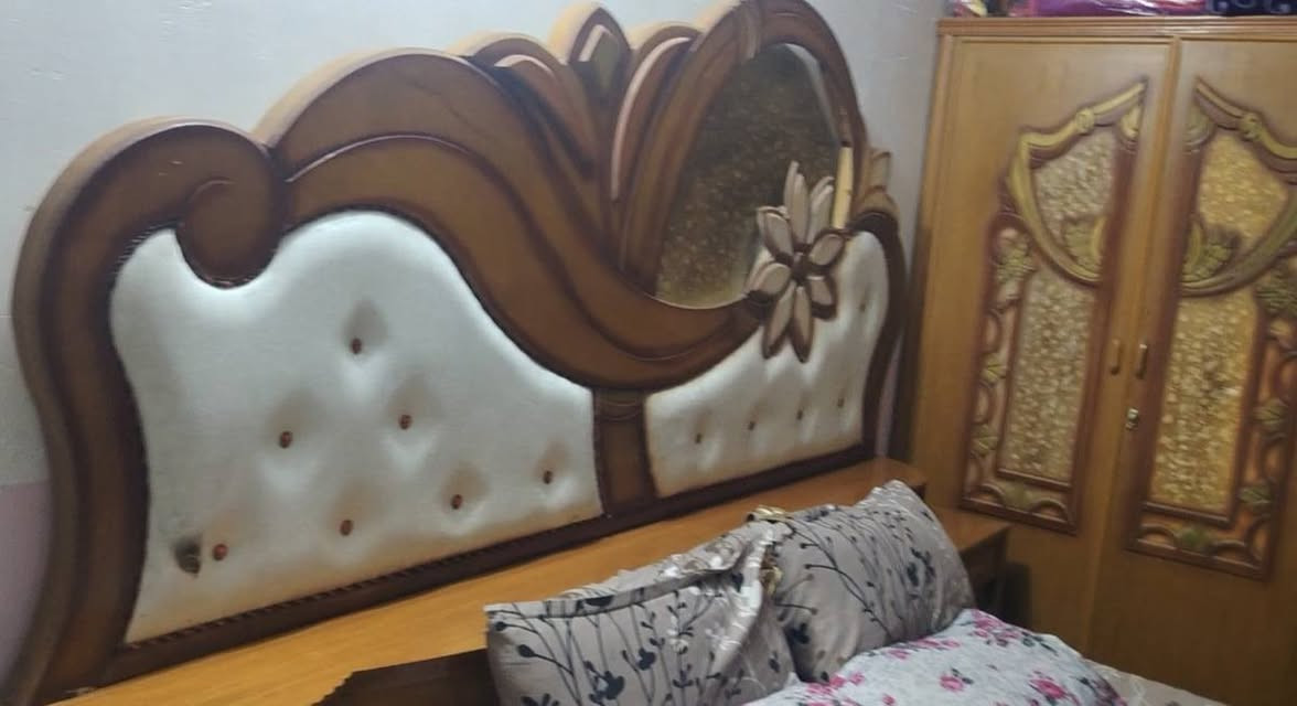 غرفه اخشاب • نظيفه • الحله