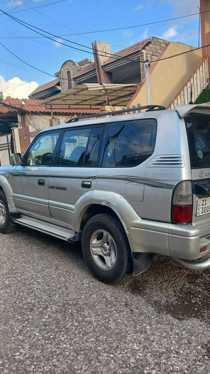 مكلف بنشر سياره برادو ٢٠٠٧ بانزين وغاز طخم تايات تحويل مع شرعي محرك وكير شرط
***********
