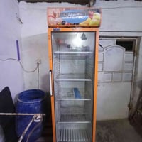 عارضة مشروبات • تبريد نص ونص • زعفرانية سعيدة