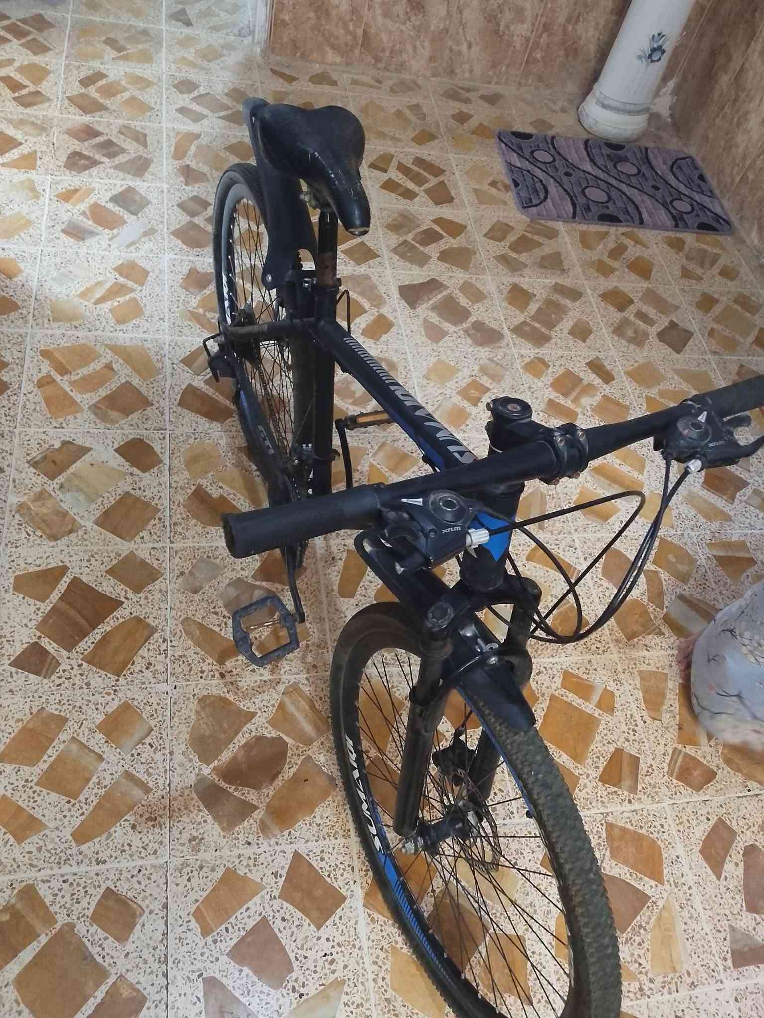 بايسكل • نظيف • داخل الموصل