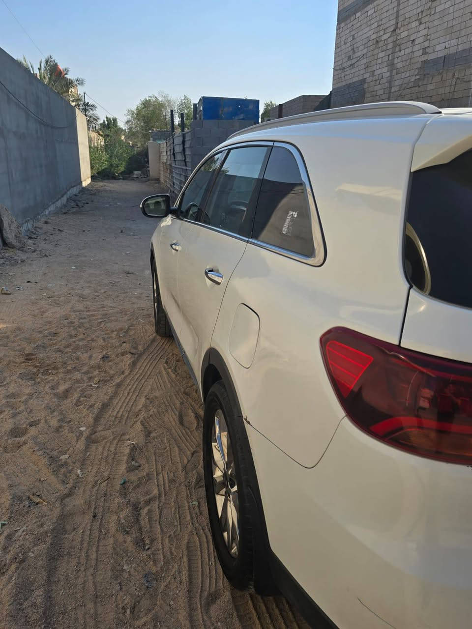 سياره سورينتو 2020خليجه محرك 4لسندر 
مكفوله مابيهه اي نقص فقط ملاحظات بسيطه رقم بصره  السعر 200وبيهه مجال
***********
