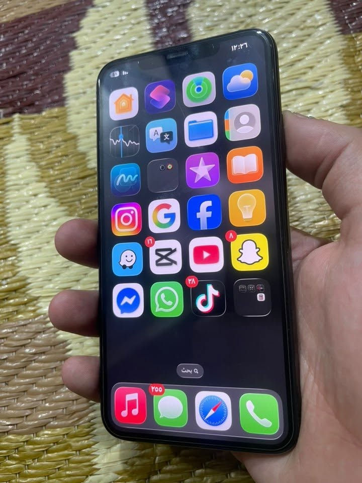 سلام عليكم 11 برو ماكس تلفون مكفول ممفتوح عله وضع شركه وتر بروف ذاكره ٢٥٦ بطاريه ٧٣ سعره ٣٠٠ قفل نجف وتساب ***********
