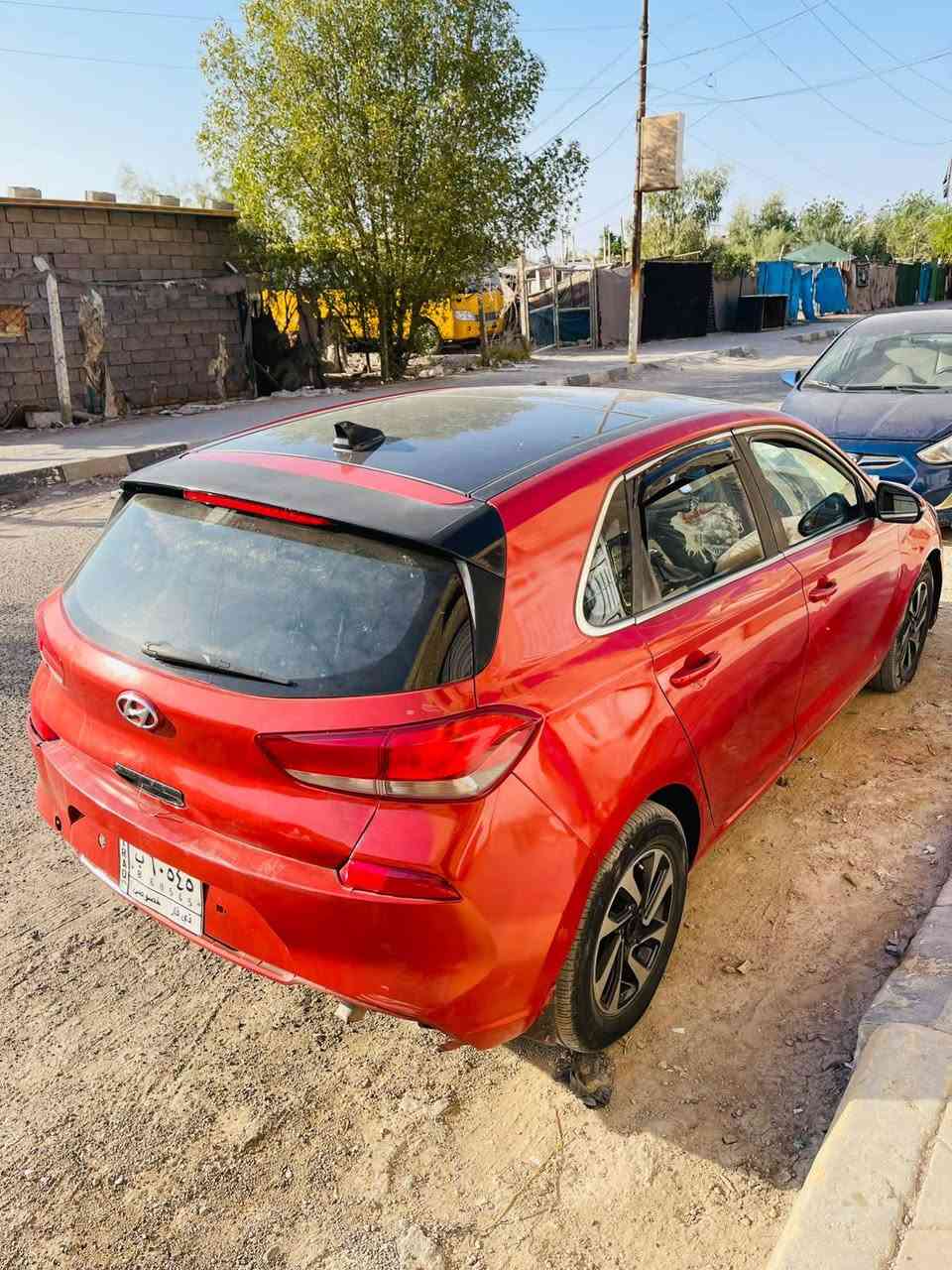 انتره احمر اللون مكينه 2000 موديل 18 مداور فول مواصفات هاش باك ***********
