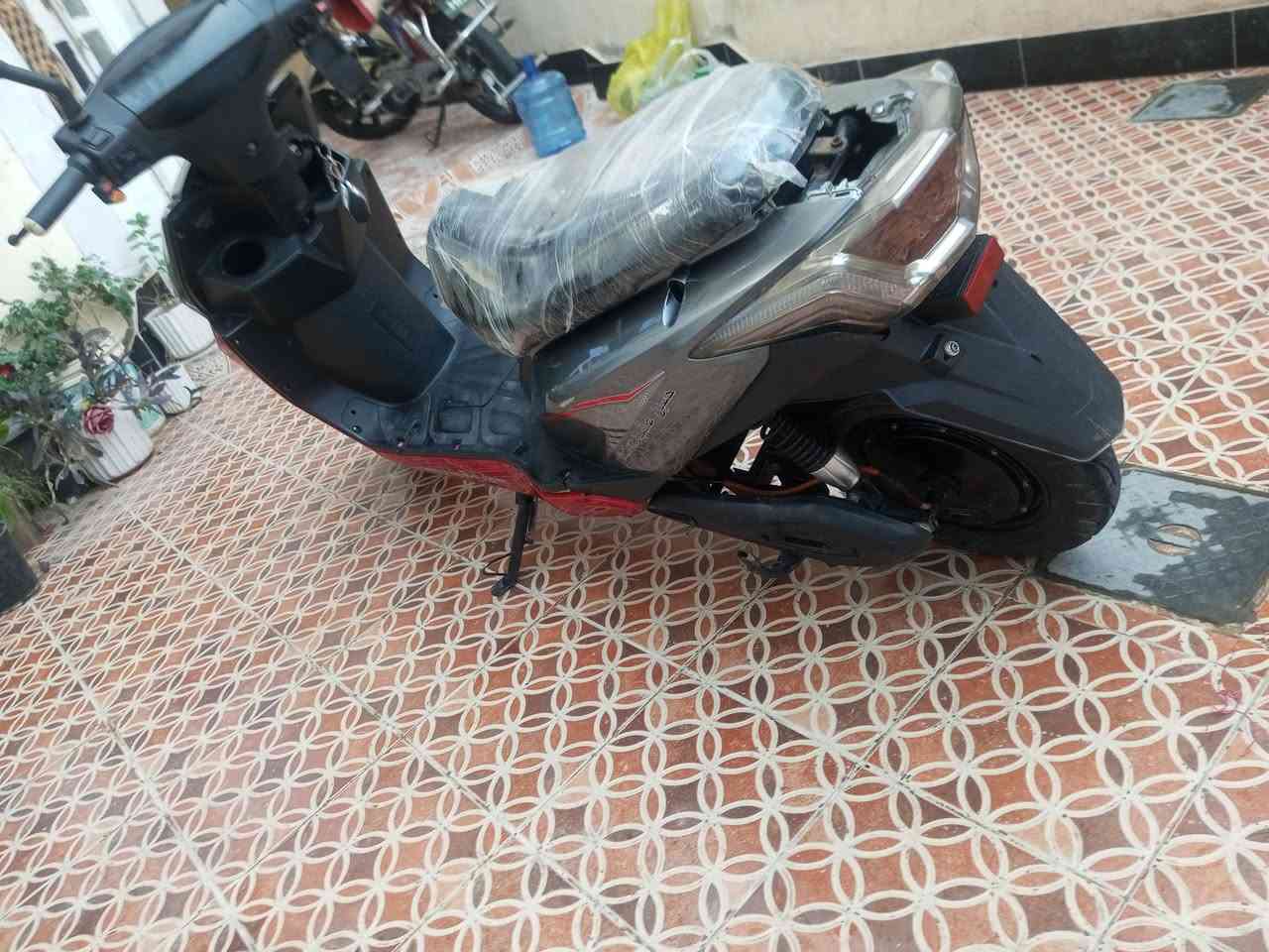 دراجة سكنس شحن مابيه اي نقص موديل 25  بطاريات كبار 6 على فحص. سعر 600 وبيه مجال مكاني ديالى بعقوبة التحرير ***********
