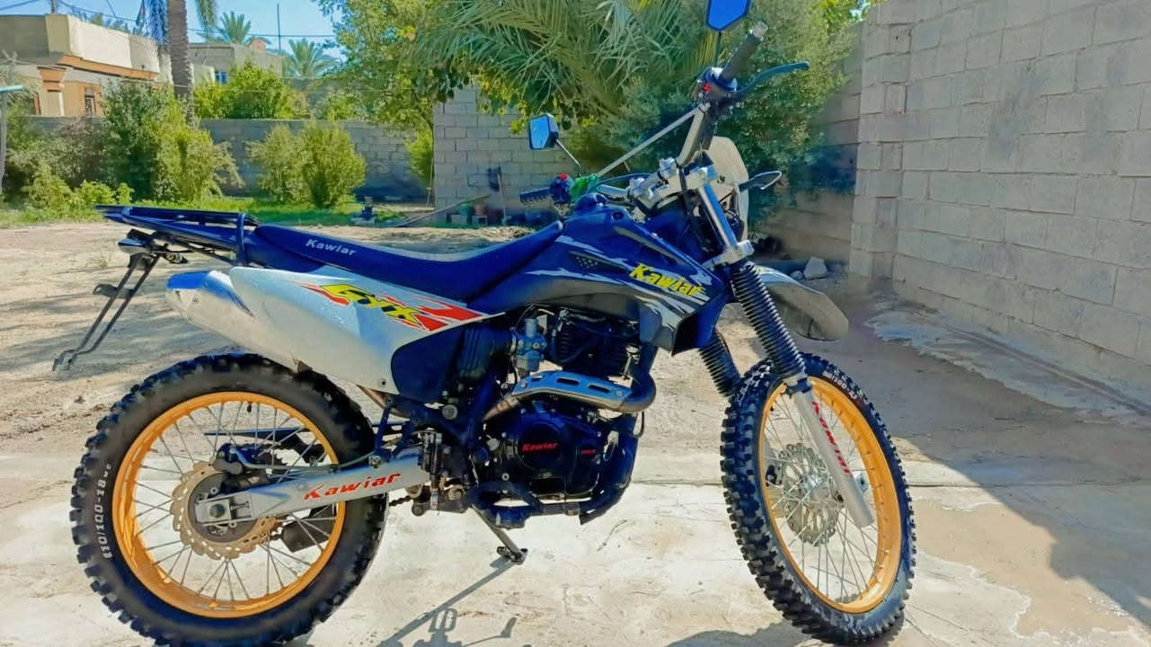 السلام عليكم 🩵
قفاز كاويار للبيع
موديل 24 
محرك 250CC
اوراق كرتونيه
سعر خاص 
العنوان ديالى                                                              دلي عباس طريق 
قريه العجيمي  
رقمي‏// ‪ ***********‬‏  مو شراي يا تعبني ولا تعبه

