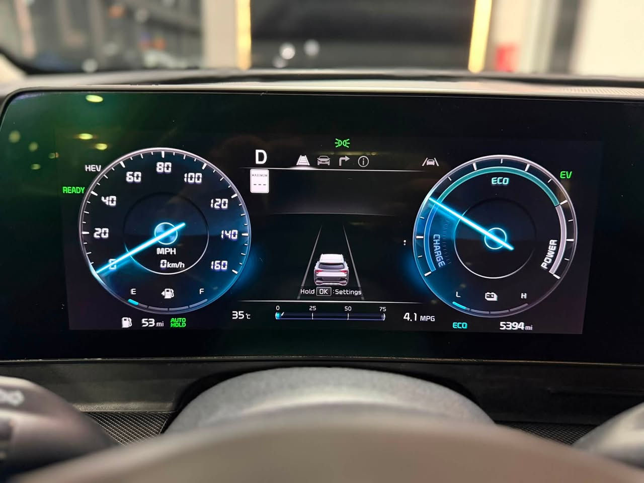 السعر بلاش حرررك جوه السوك198$ 
🚘 كيا سبورتج SX Plug-in Hybrid (PHEV) 2025 🔥
تسارع رهيب واقتصاديه بشكل ملفت 🔋
إذا تريد القوة مع التوفير، فهاي السيارة تجمع الاثنين بأعلى مستوى. 💯

✅ محرك هايبرد بلَكِن (Plug-in Hybrid) قابل للشحن
✅ قيادة كهربائية لمسافات يومية بدون صرف بنزين
✅ محرك قوي مع أداء ممتاز عند الحاجة
✅ فئة SX كاملة المواصفات
✅ شاشة كبيرة مع Apple CarPlay وAndroid Auto
✅ كاميرات 360° وحساسات أمامية وخلفية
✅ فتحة بانوراما
✅ مقاعد جلد كهربائية مع تبريد وتدفئة
✅ تشغيل بصمة وريموت ستارت
✅ شاحن لاسلكي
✅ رادار، مثبت سرعة ذكي، ونظام المحافظة على المسار
✅ صندوق كهربائي
✅ تصميم رياضي ويل مميزة
✅اوتو بارك 

سيارة فخمة، اقتصادية، وتكنولوجيا متطورة… خيار مثالي لكل شخص يريد سيارة حديثة بمواصفات كاملة.
الصبغ جاملغ وربع بونيد بدون داخل 
بدون رقم تترقم جميع محافظات كردستان 

📍 متوفرة في أربيل
📞 للاستفسار والحجز، راسلنا على الخاص أو اتصل بنا.
***********
